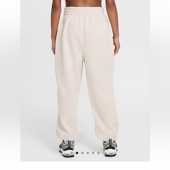 Nike Cream and Yellow Joggers with Elastic Waistband - Picture 2 of 7